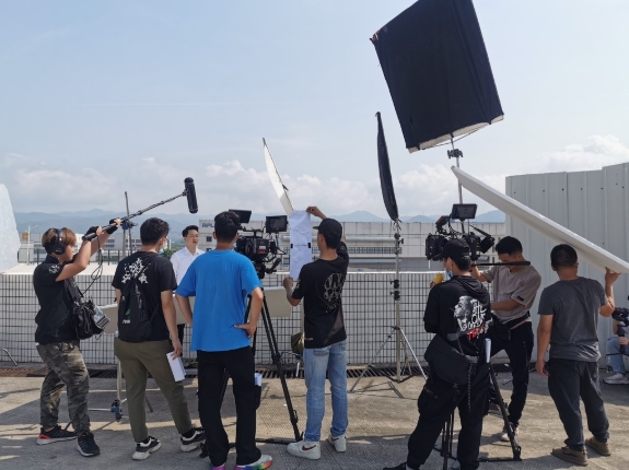 視頻拍攝制作收費標準：視頻制作的常見收費模式與市場參考